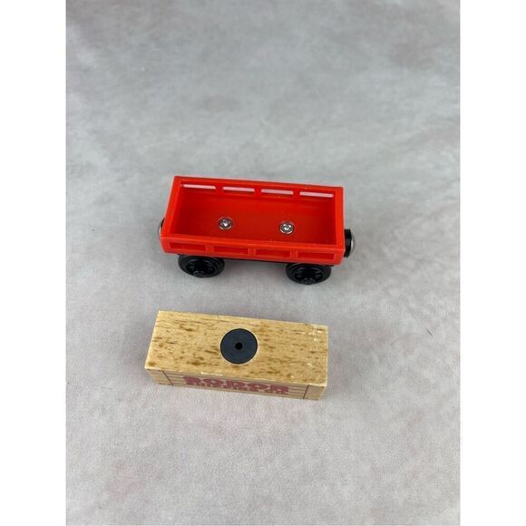 Vintage Thomas the train Wooden"SODOR CARGO CAR Gullane  2003 - Picture 2 of 8